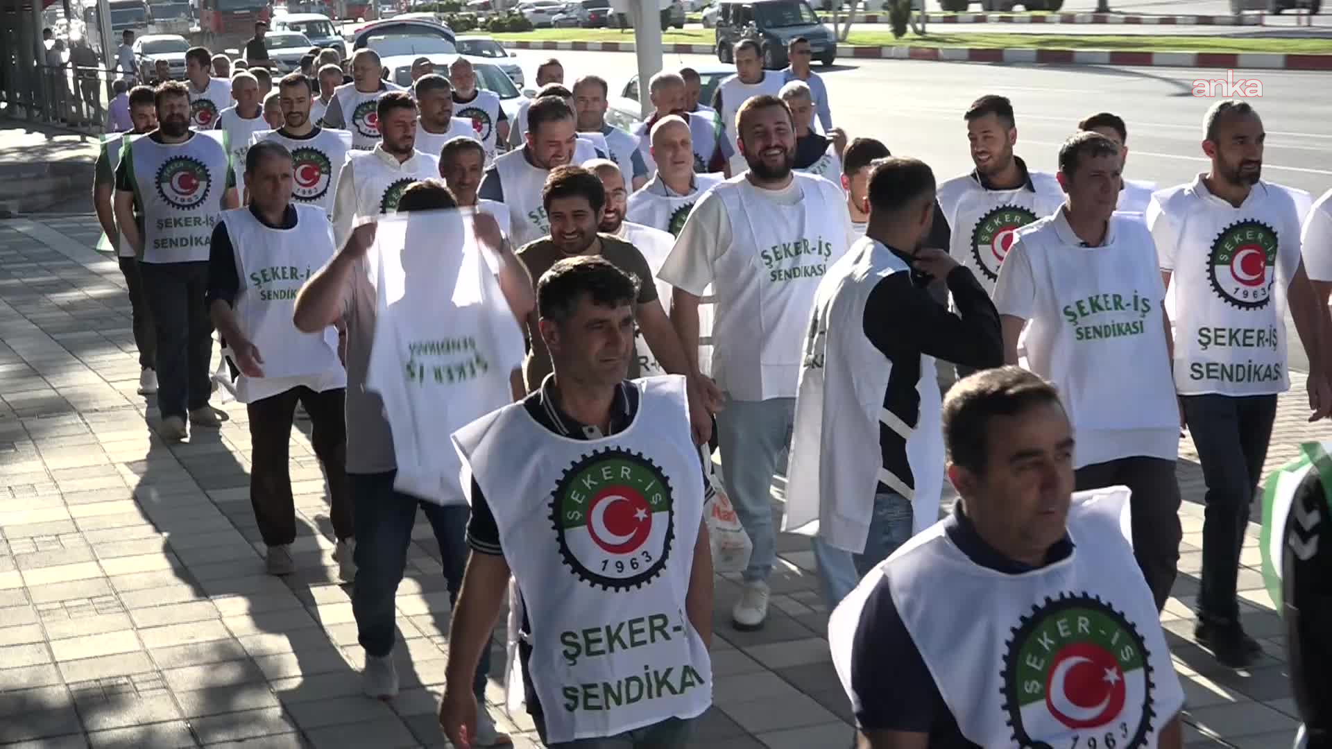 Şeker-İş'ten "şeker soruşturması" açıklaması: Konunun üzerine kararlılıkla gidilmesinden memnuniyet duyuyoruz