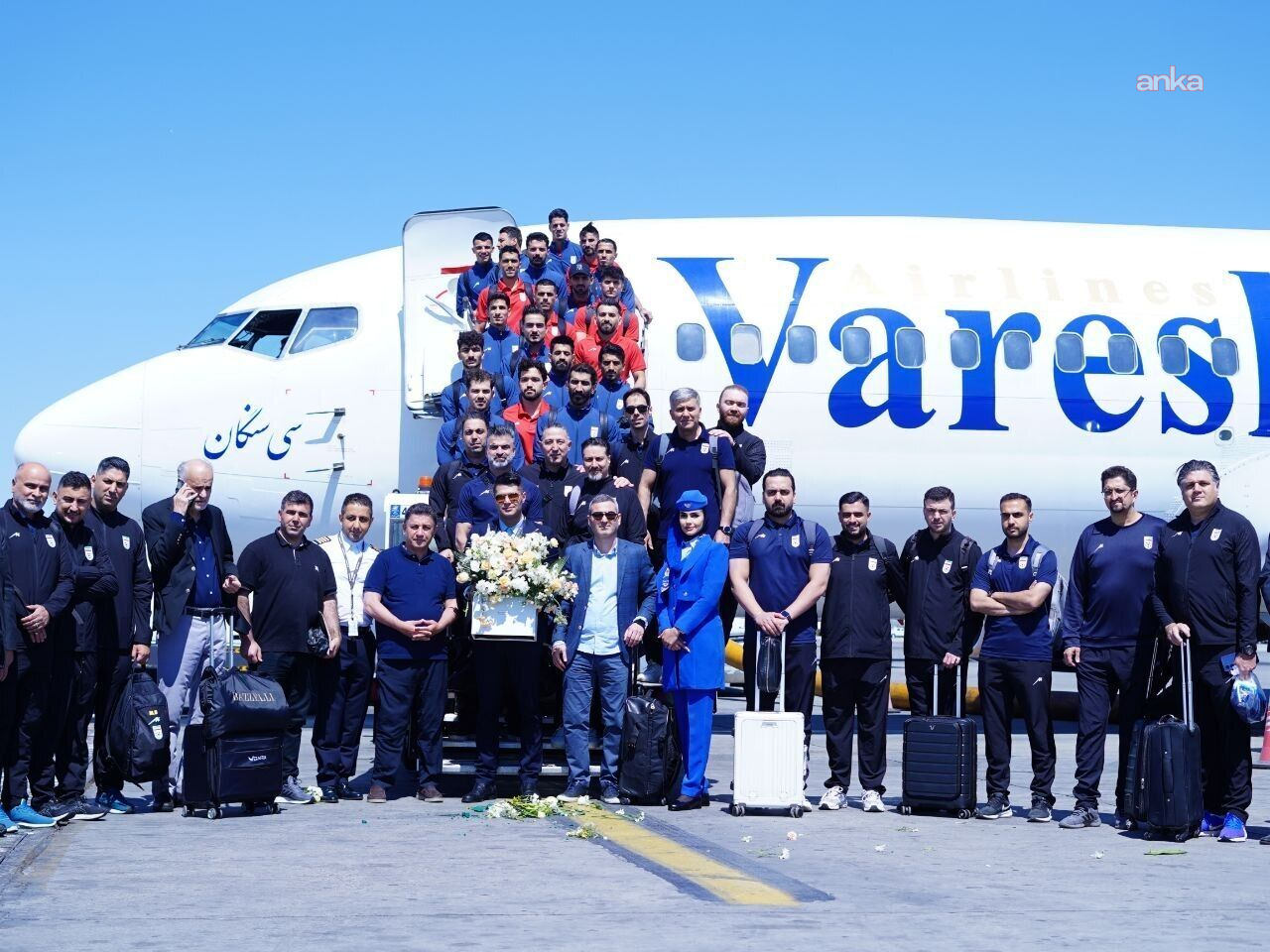 İran milli futbol takımı, hazırlık kampı için Antalya'ya gitti