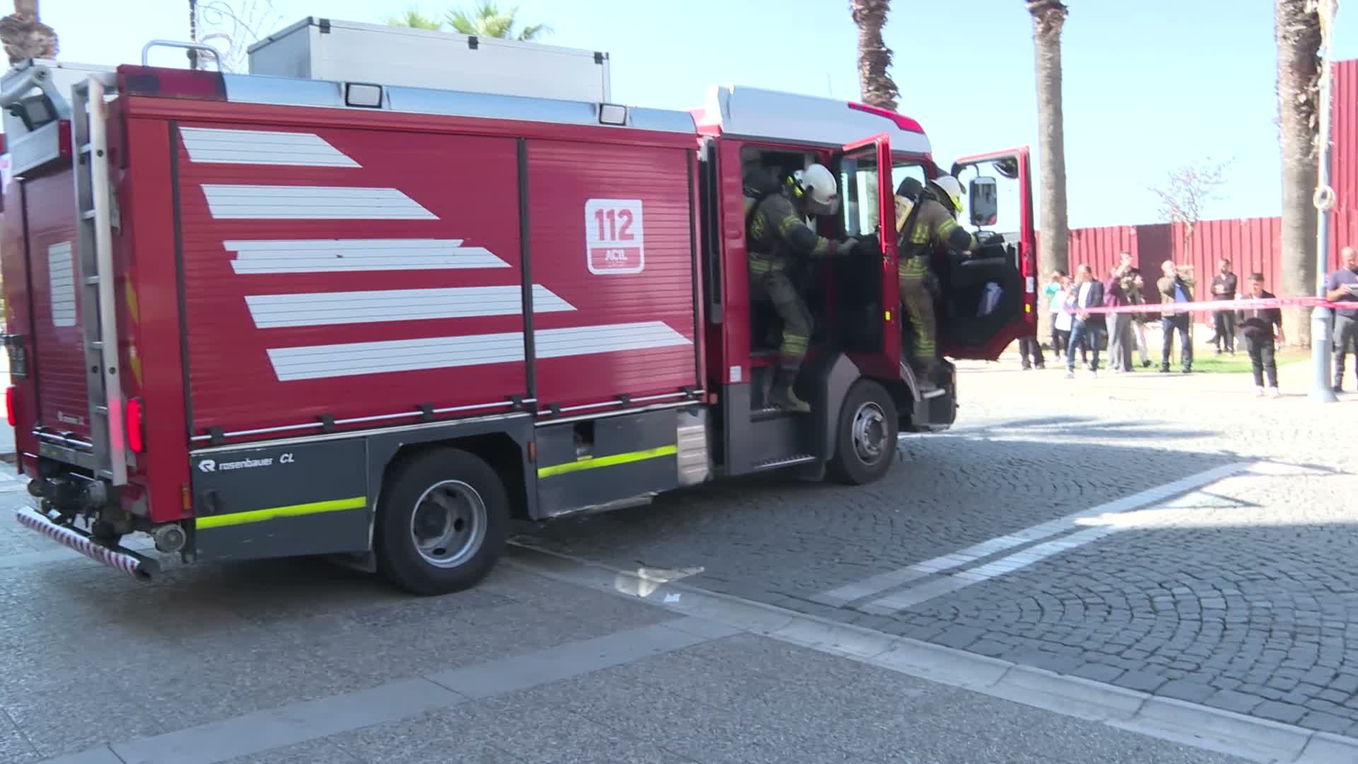 İzmir İtfaiyesi, gerçek olaylara tatbikatlarla hazırlanıyor