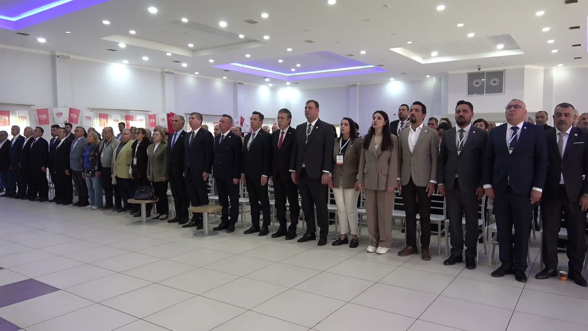 YENİ Parti Burdur İl Kongresi'nde İsmail Dündar başkan seçildi: "Eski alışkanlıklarımızdan vazgeçmemiz gerekir"