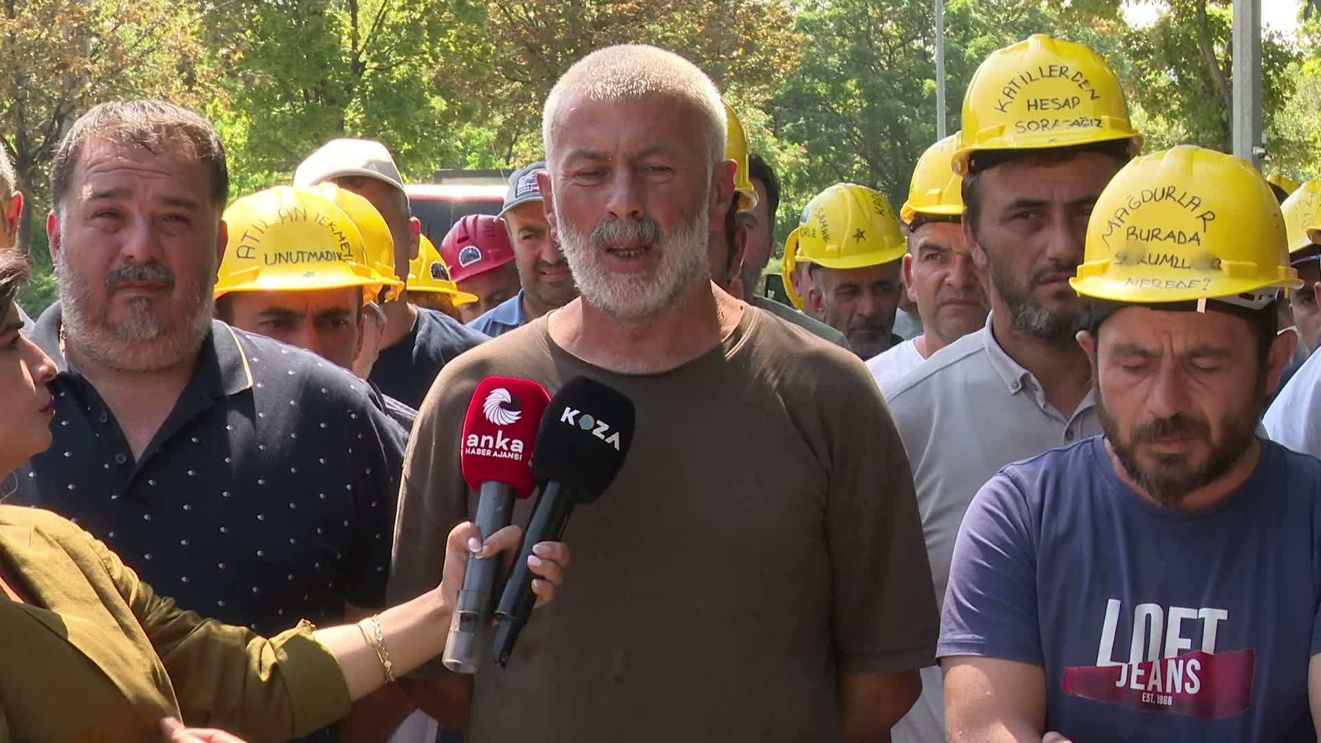 Madencilerin Enerji ve Tabii Kaynaklar Bakanlığı önündeki eylemi sürüyor: "Ben sağlığımı kaybettim, beyefendi hala itibar diyor"