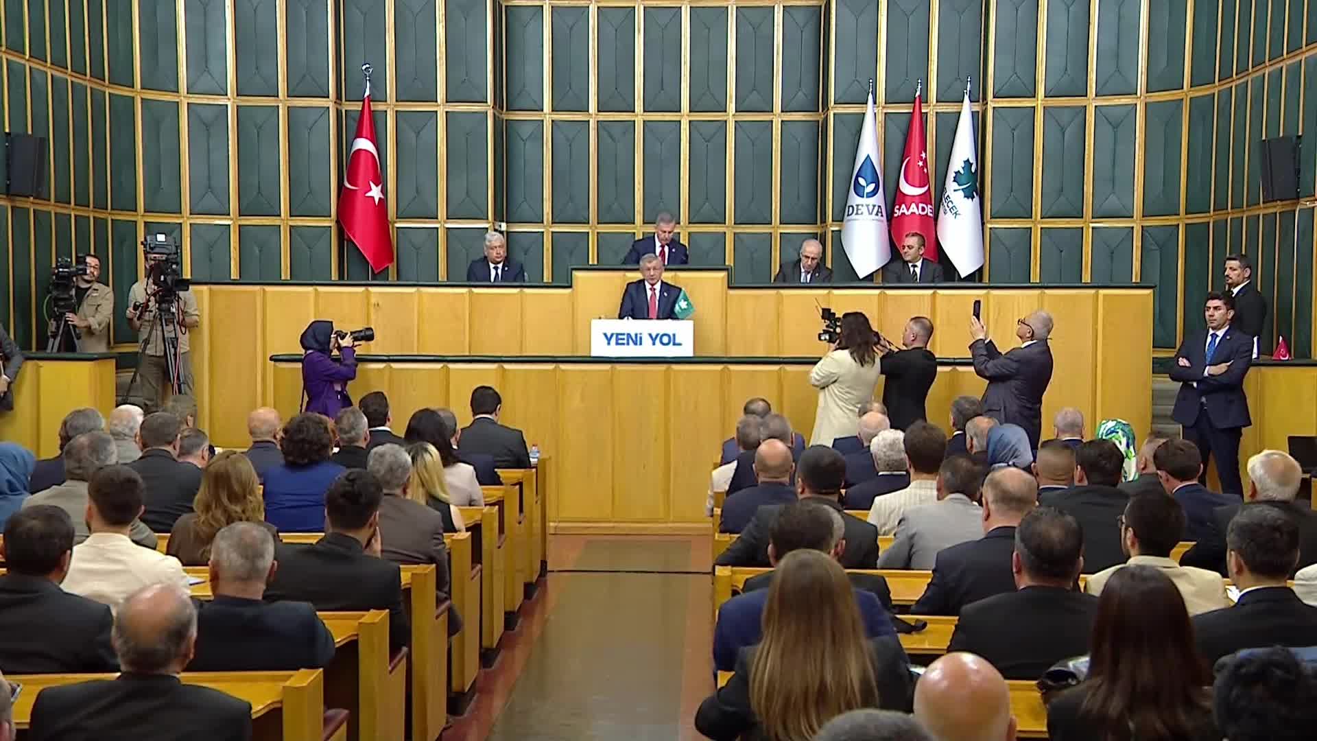 Yeni Yol Grup Toplantısı... Ahmet Davutoğlu: Yolsuzluğa göz yumalım dediğiniz sürece bu ülke iflah olmaz