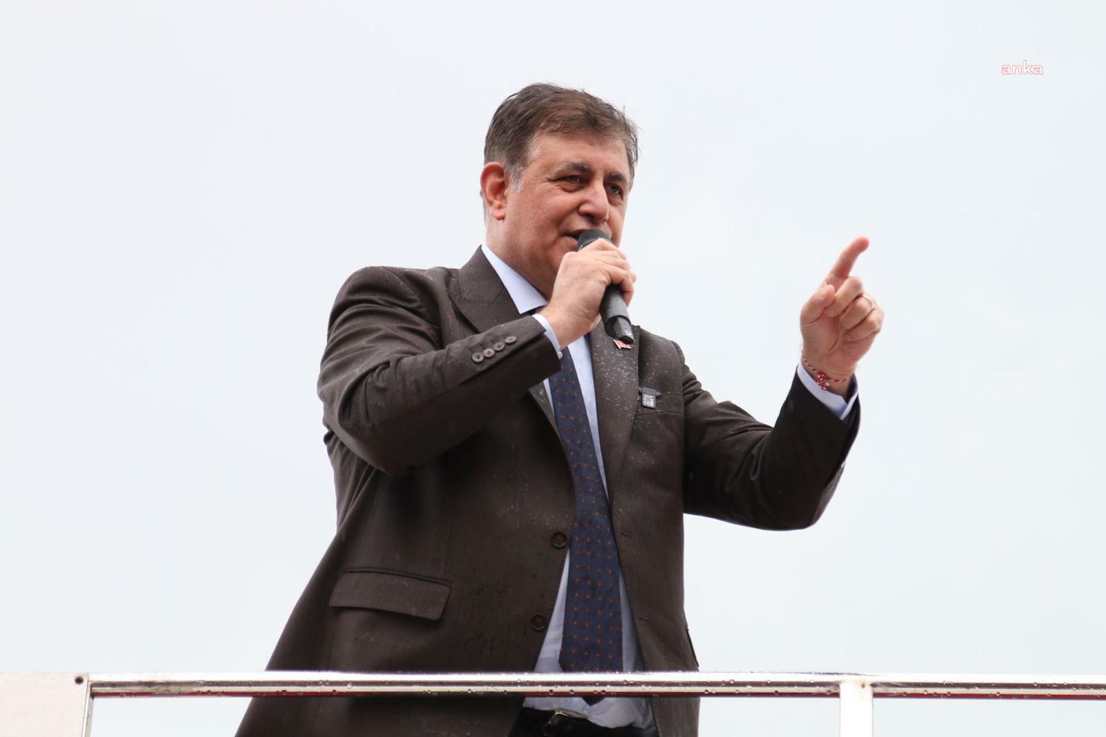 CHP Genel Merkezi'ne polis müdahalesi... Cemil Tugay: "Boyun eğmeyeceğiz"