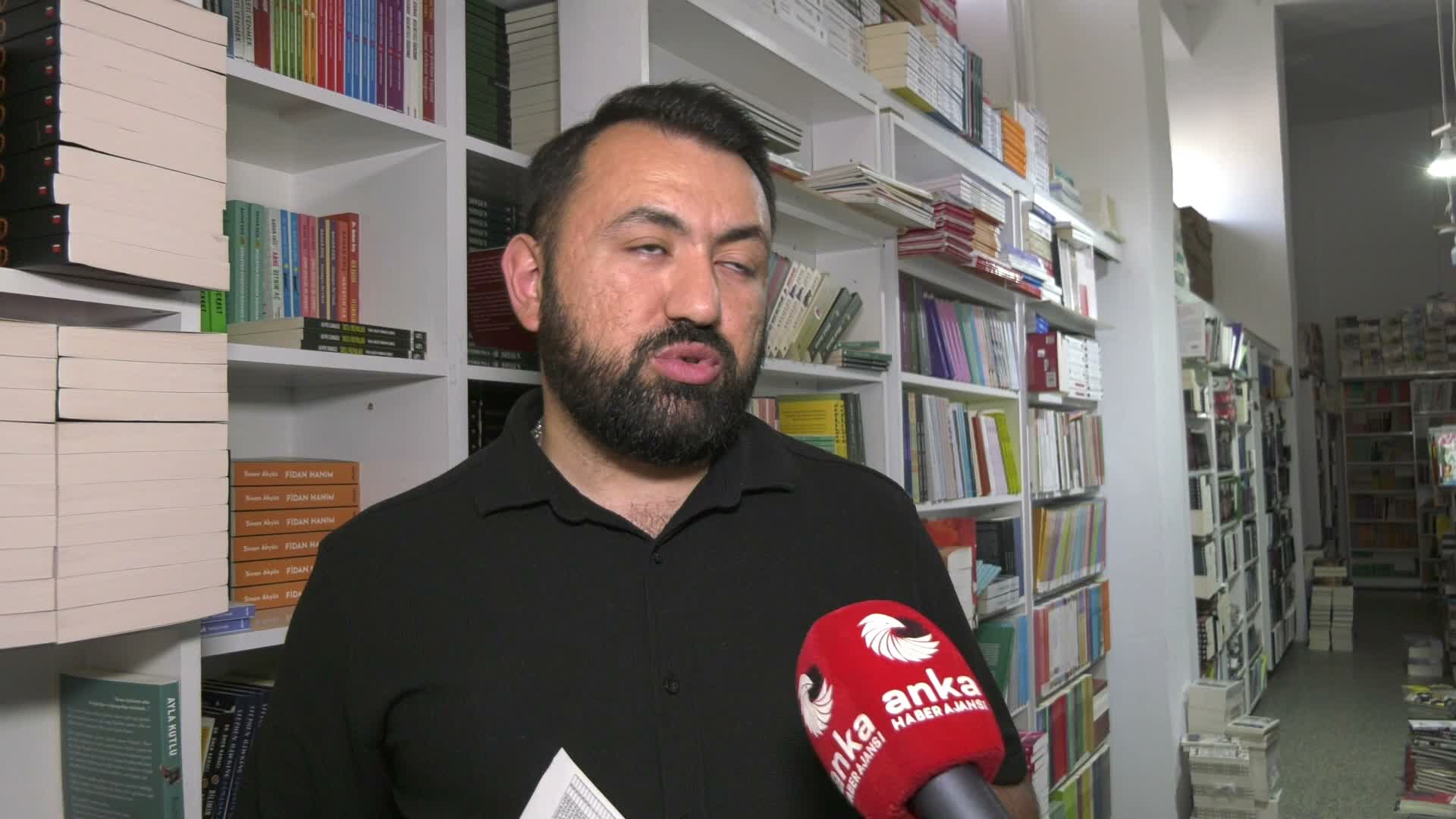 Yeni eğitim öğretim yılının başlamasına günler kala veliler ve kırtasiyeciler dert yandı