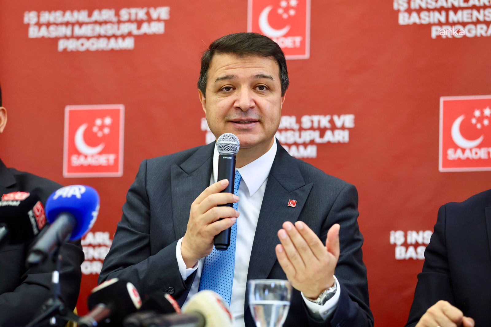 SAADET Genel Başkanı Arıkan: "Bazı simsarlar var, A partisine, B partisine gidiyor. Bu anlayışı ortadan kaldırabilecek bir anlayışı inşa etmek istiyoruz"