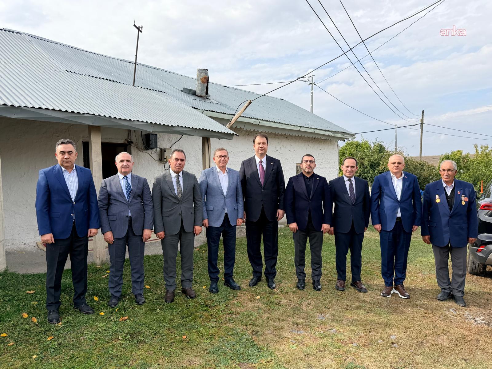 CHP'li İnan Akgün Alp, Kars protokolünü Gelirli köyünde ağırladı