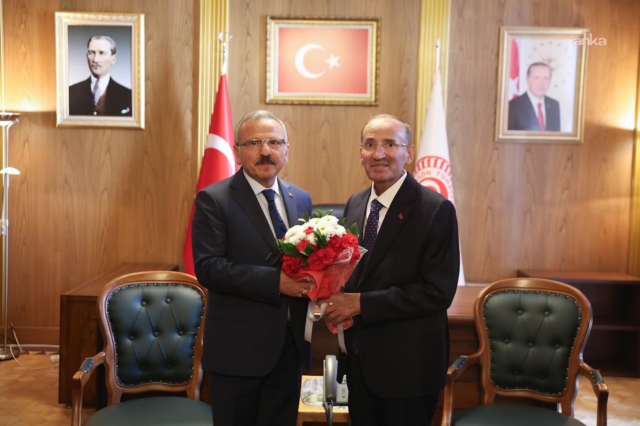 Bekir Bozdağ, TBMM Başkanvekilliği görevini, Yusuf Beyazıt'a devretti