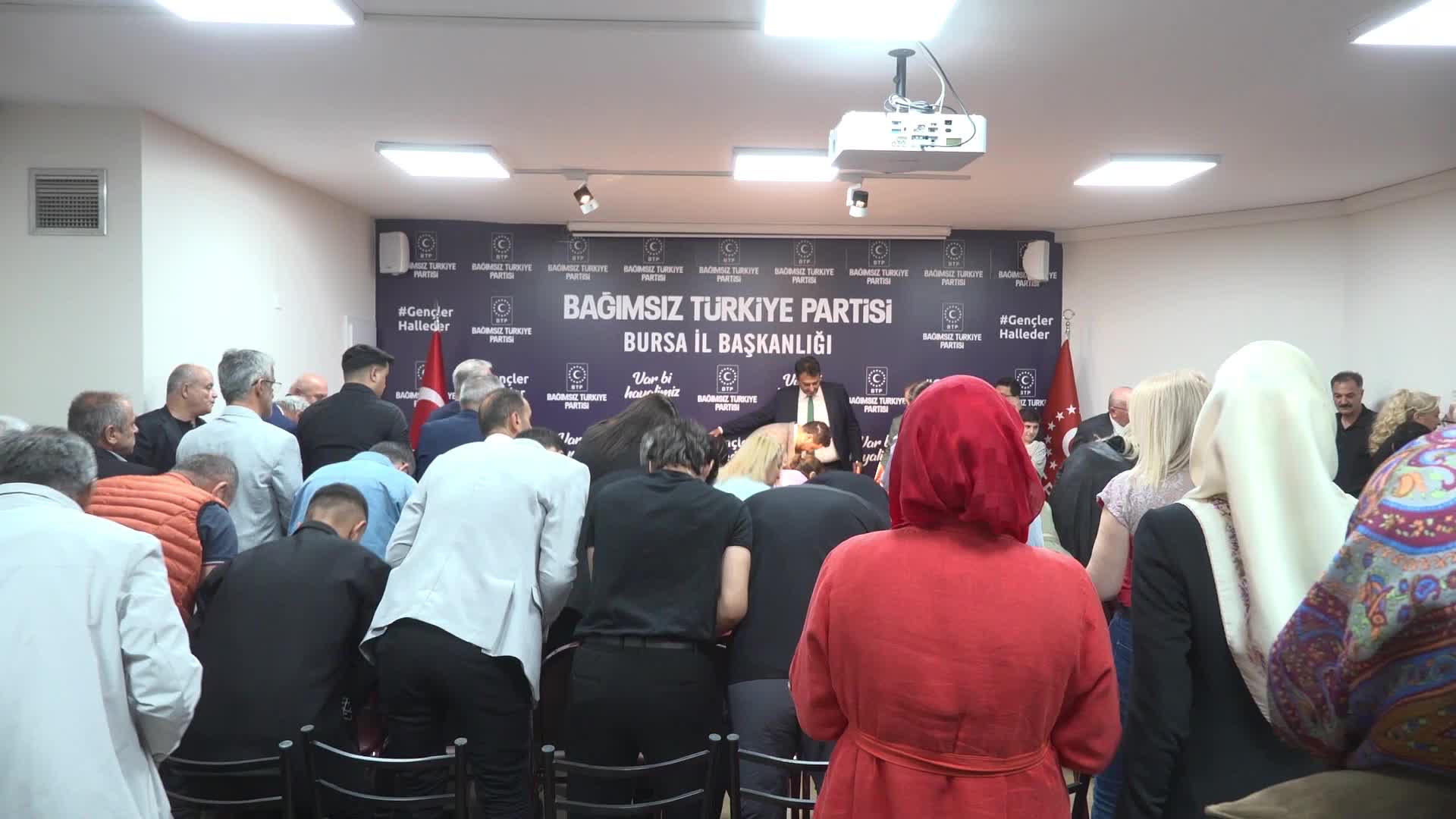 Hüseyin Baş: 1 Temmuz'da emekliye zam konuşulması gerekirken kimsenin umurunda değil. Zam vermeye korkan bir ekonomi var