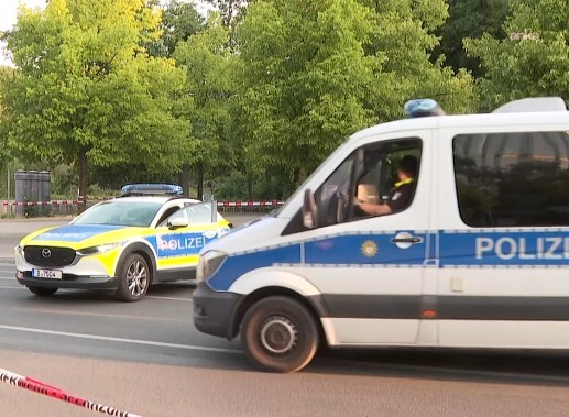 Berlin polisi, onur yürüyüşü saldırısının şüphelisi olarak 21 yaşındaki Abdul B'yi arıyor