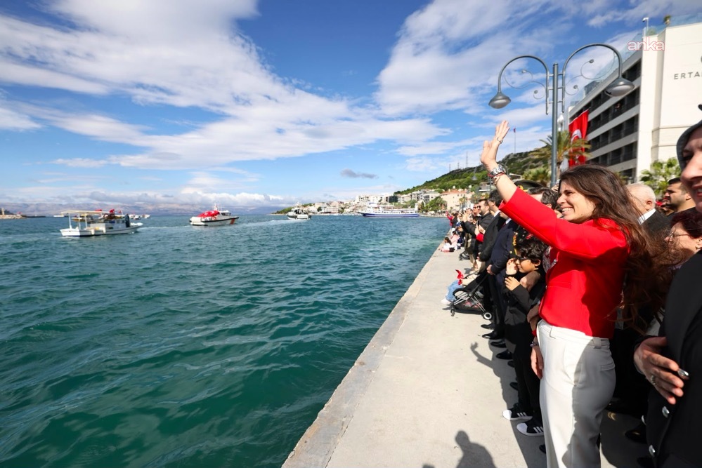 Cumhuriyet'in 103. yılı Çeşme’de büyük coşkuyla kutlandı