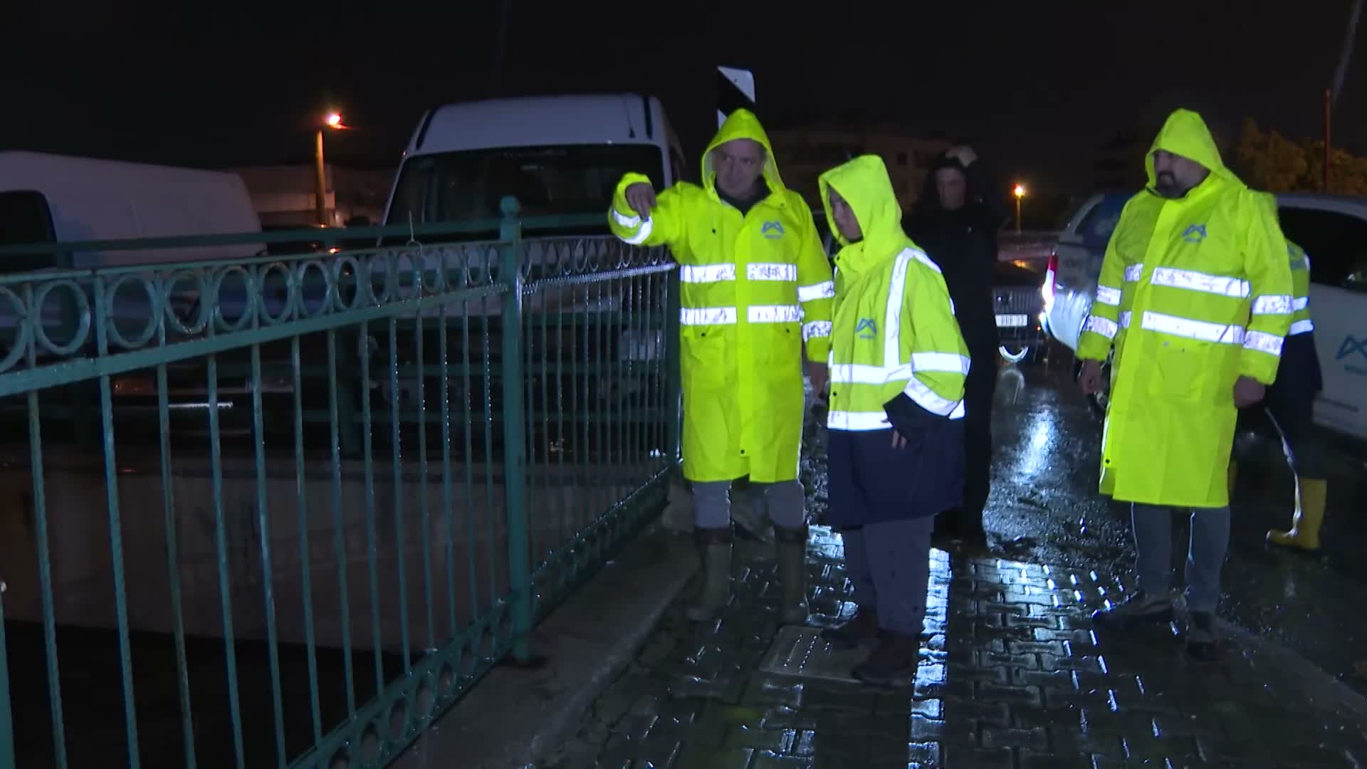 Mersin Büyükşehir Belediyesi Başkan Vekili Genç’ten aşırı yağıştan etkilenen bölgelerde inceleme