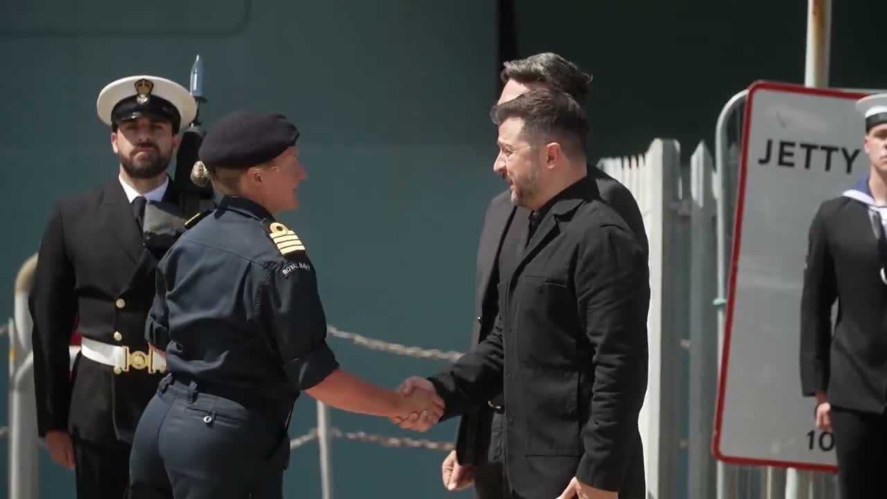 Ukrayna Başkanı Zelenskiy, Birleşik Krallık Başbakanı Burnham ile görüştü: Elektronik harp desteği savaş alanında faydalı olacak