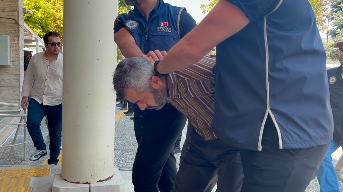 "Cumhurbaşkanına suikast timi" zanlısı adliyeye sevk edildi