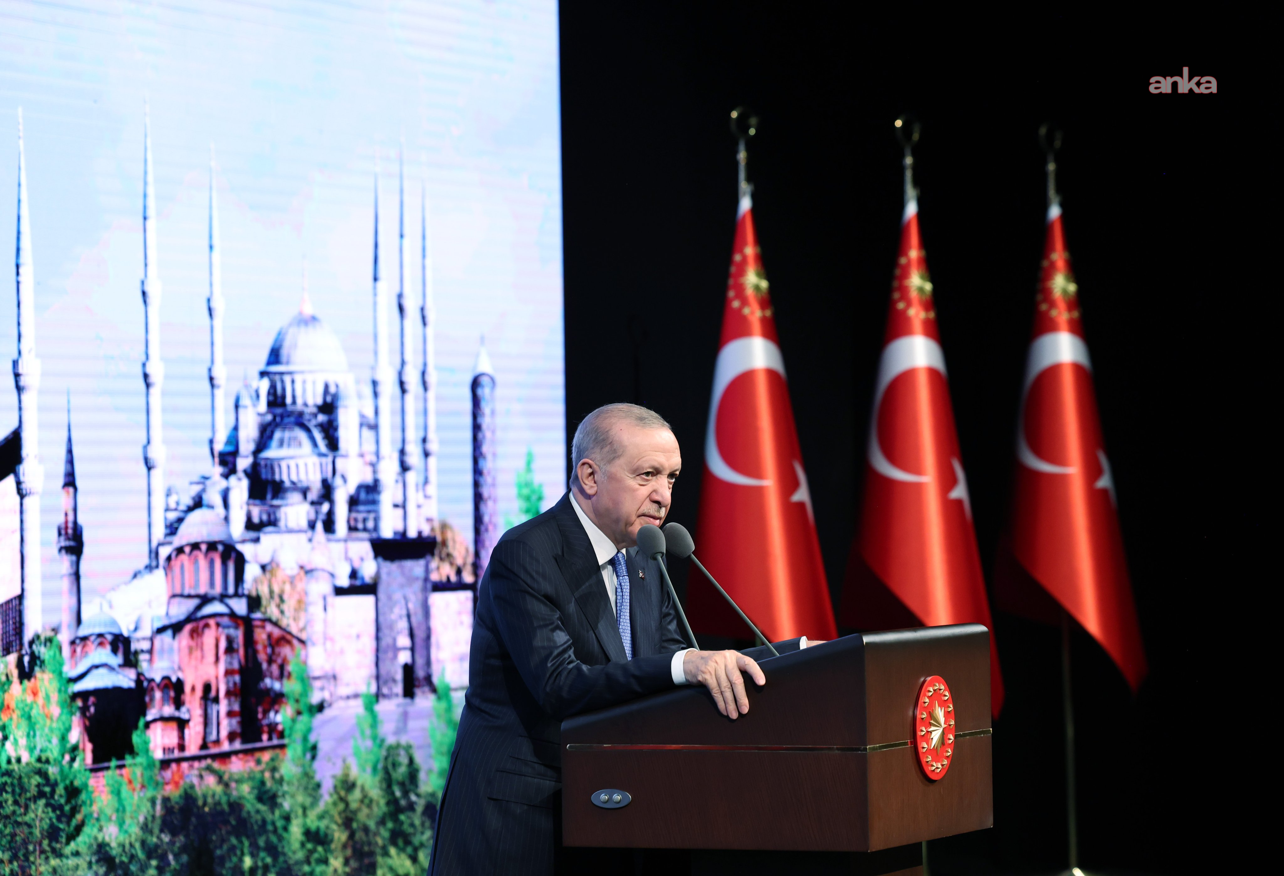Cumhurbaşkanı Erdoğan, Mehmet Recai Kutan'ı andı