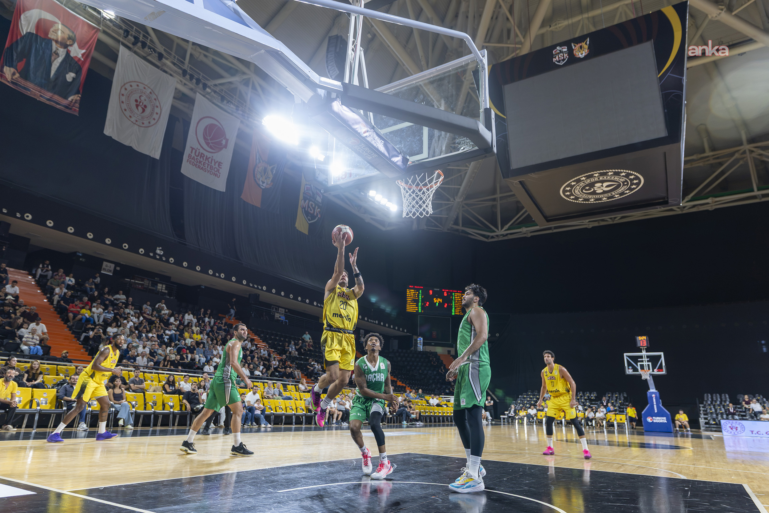 Mersin Spor Kulübü, Darüşşafaka Lassa'yı 95-82 mağlup etti
