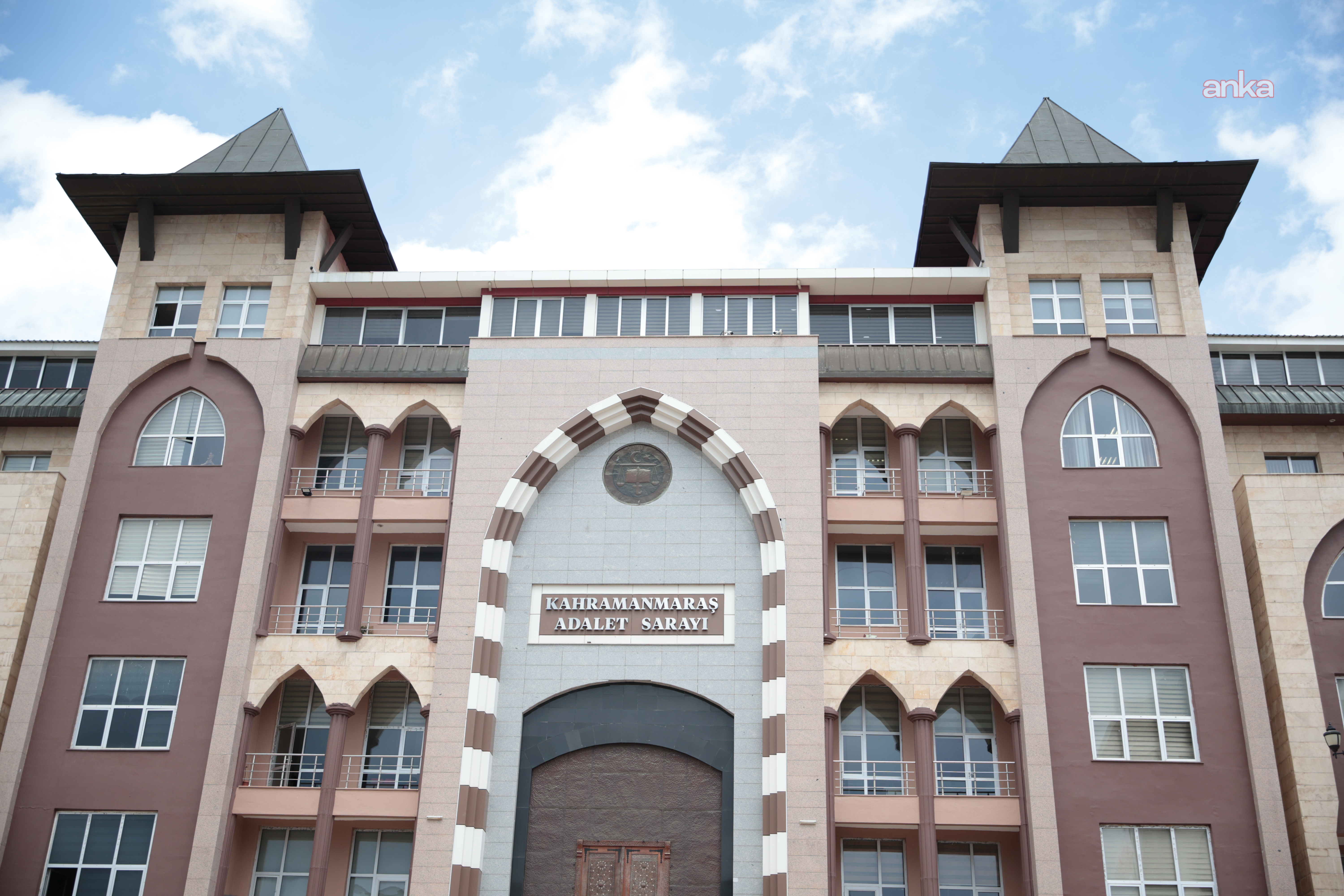 Kahramanmaraş'taki okul saldırısı davasında, anneye tahliye kararı veren iki hakimin görev yeri değişti