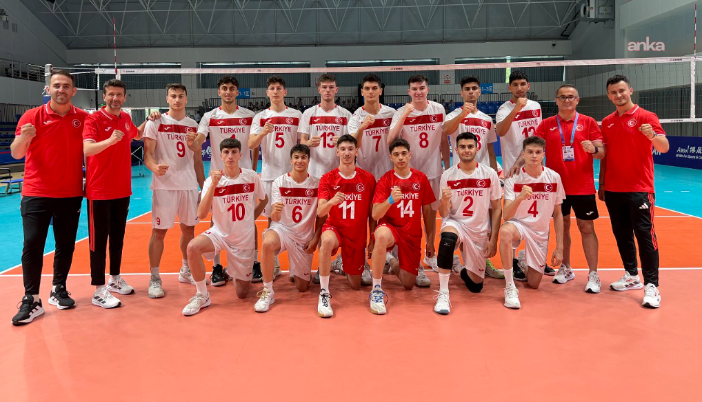 TVF Spor Lisesi Erkek Voleybol Takımı dünya şampiyonu oldu
