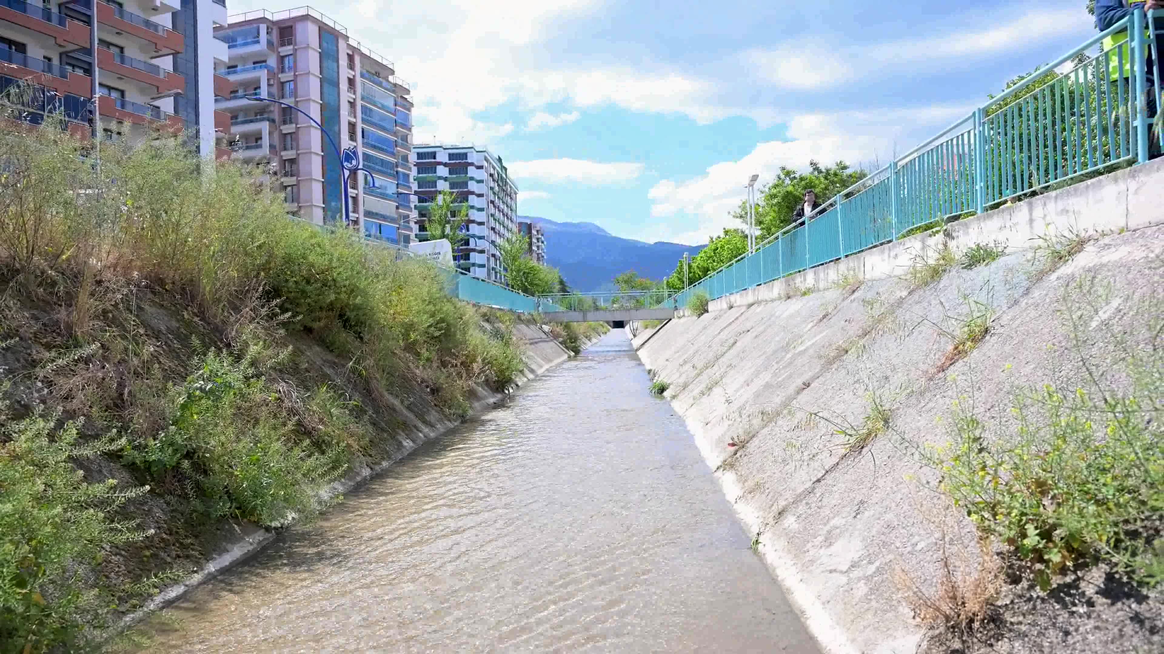 MASKİ'den dere yataklarında temizlik çalışması
