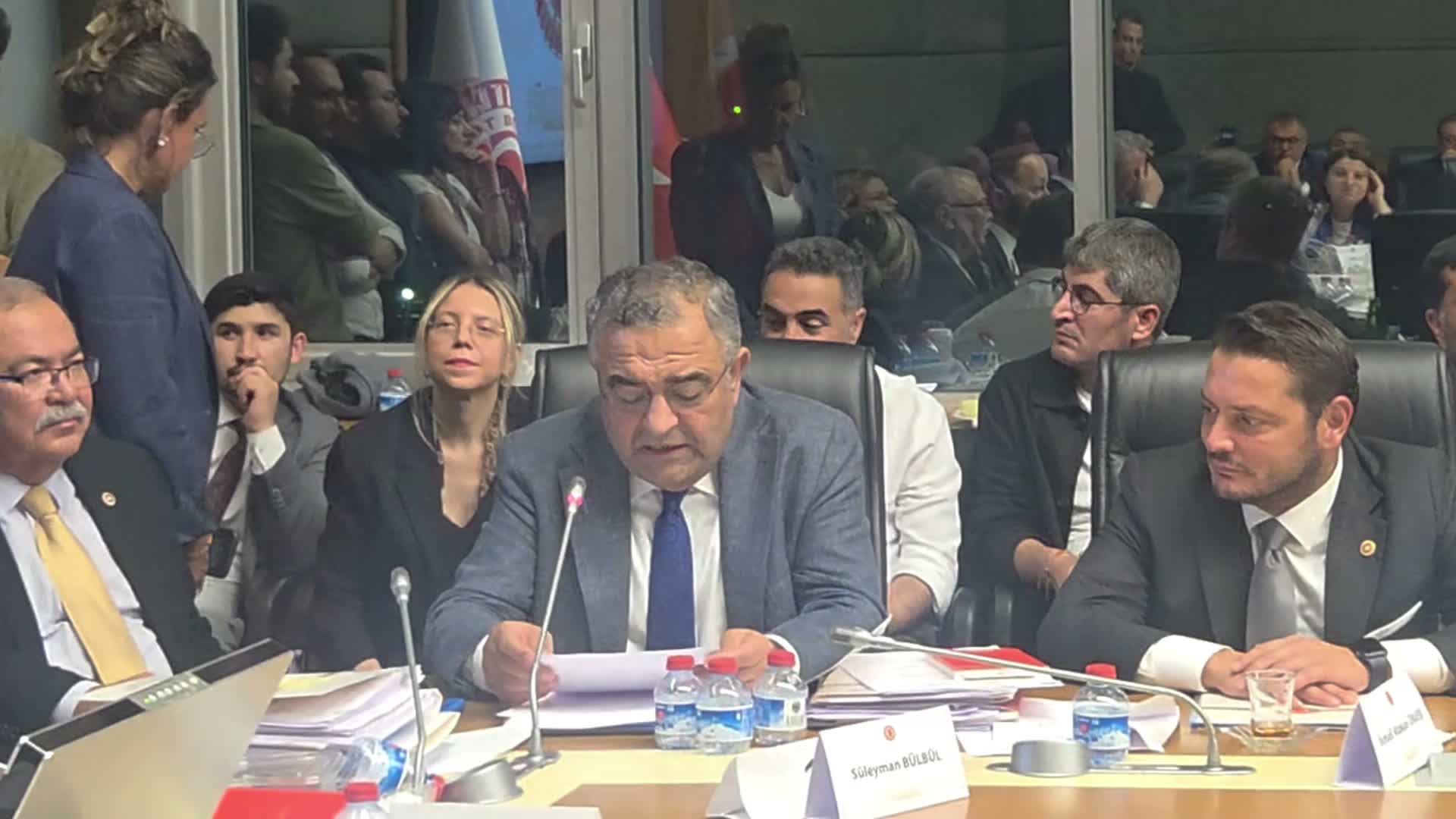 "Çerçeve Yasa" teklifi Adalet Komisyonu'nda... YENİ Partili Tanrıkulu: Bir insana 'Silahını bırak, ülkene dön, siyasal ve toplumsal hayata katıl' diyorsanız, o insan kapıdan içeri girdiğinde başına ne geleceğini bilmelidir