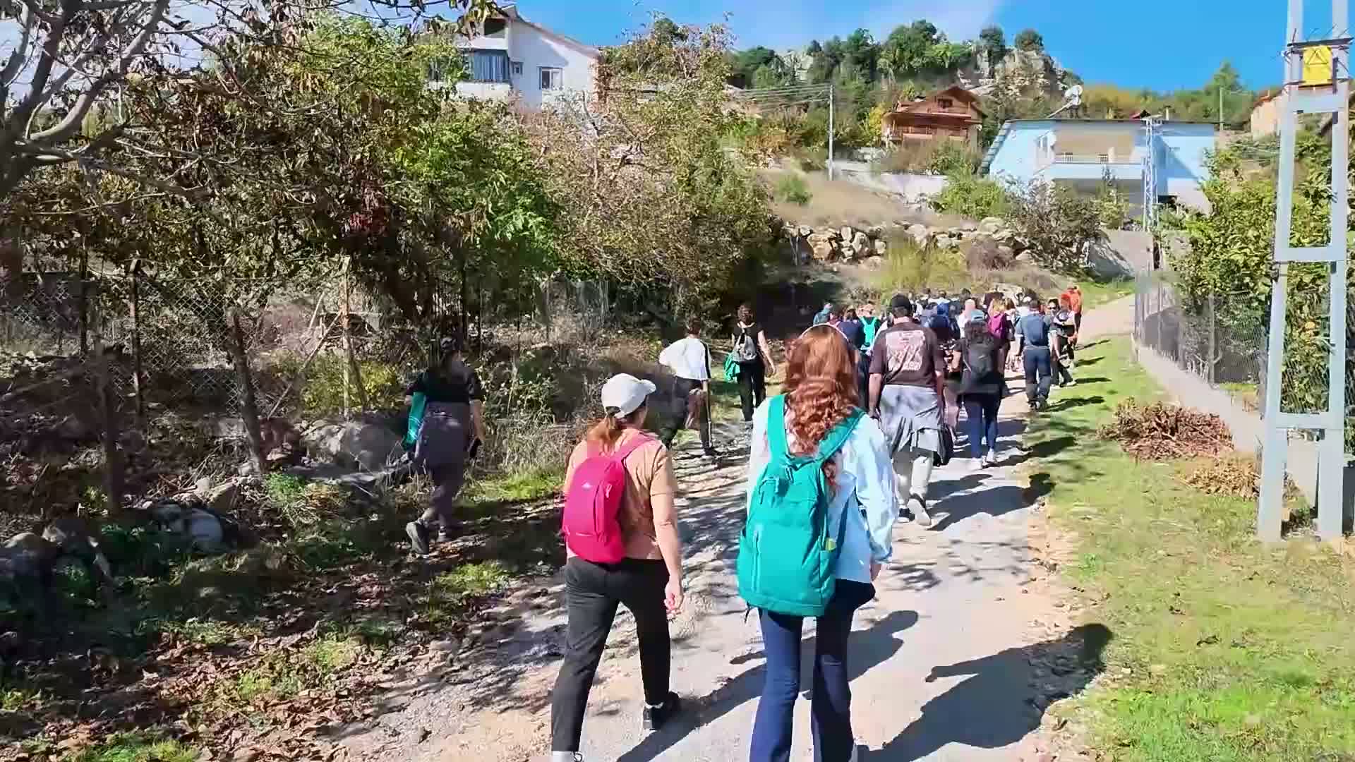 Mersin Büyükşehir Belediyesi'nin Kilikya Yolu yürüyüşünde rota Sinap Kalesi oldu