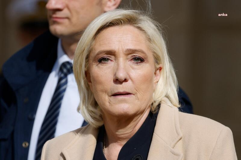 Fransa'da temyiz mahkemesi Le Pen’in Cumhurbaşkanlığı adaylığının önü açtı