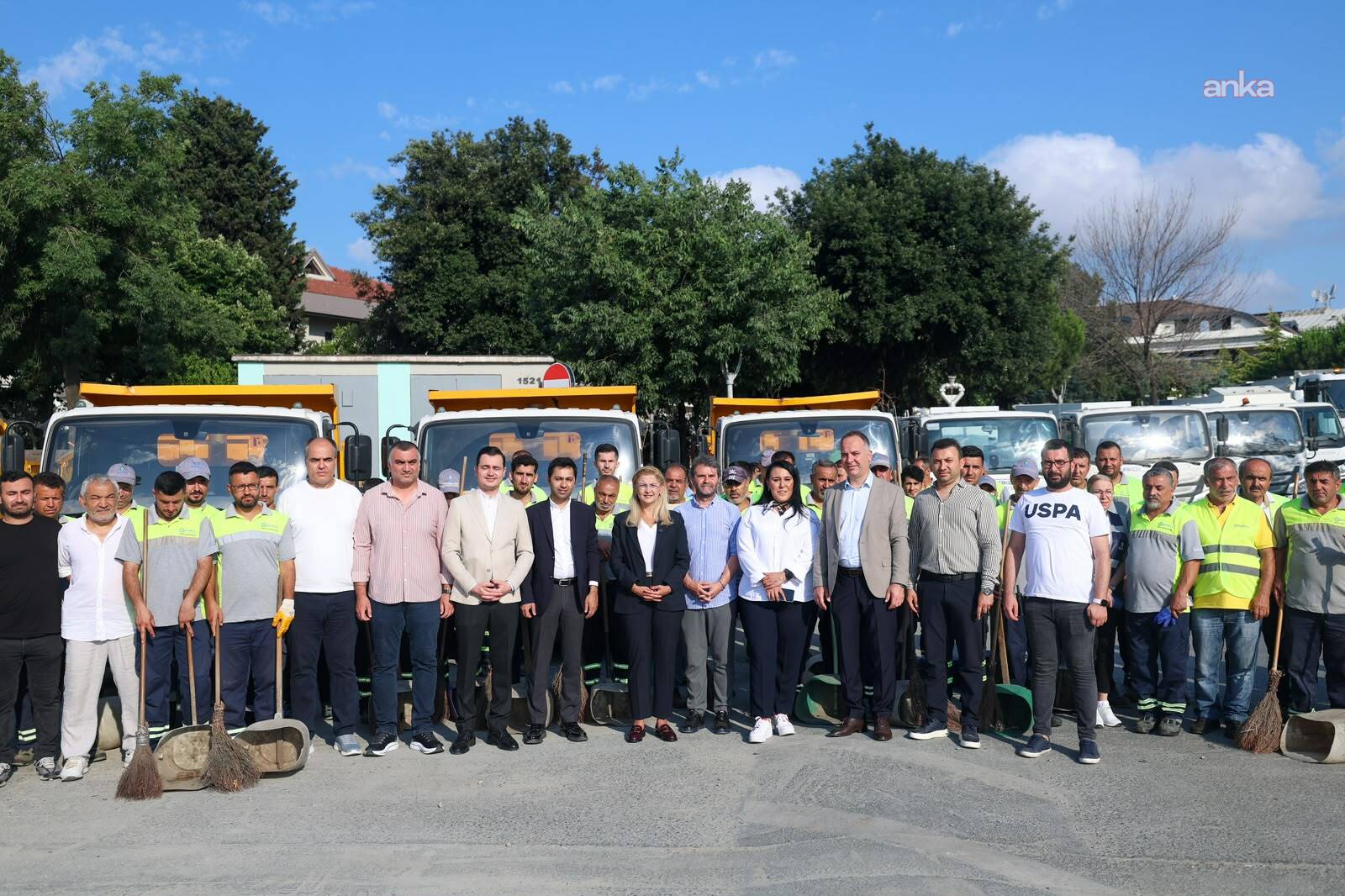 Bakırköy Belediyesi'nden Şenlikköy'de kapsamlı temizlik çalışması