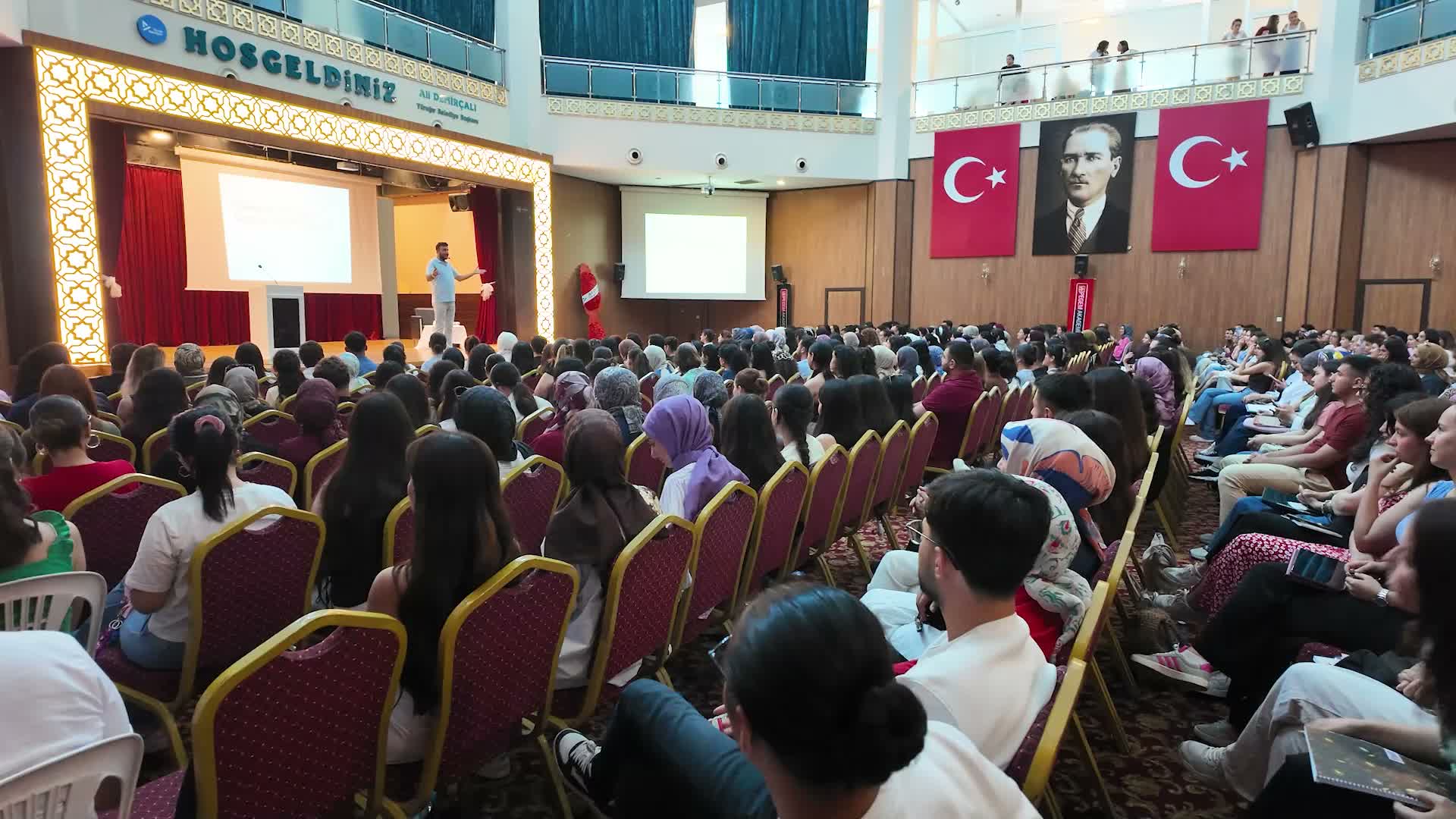 Yüreğir Belediyesi’nden KPSS ve MEB-AGS adaylarına genel tekrar semineri