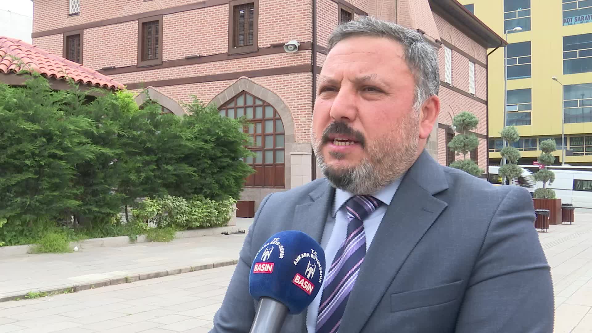 Ankara Büyükşehir Belediyesi’nden ibadethanelerde ve evlerde bayram temizliği