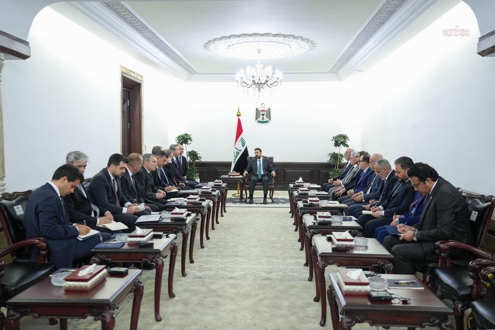 Bakan Bayraktar, Irak Başbakanı Zeydi ile enerji iş birliğini görüştü