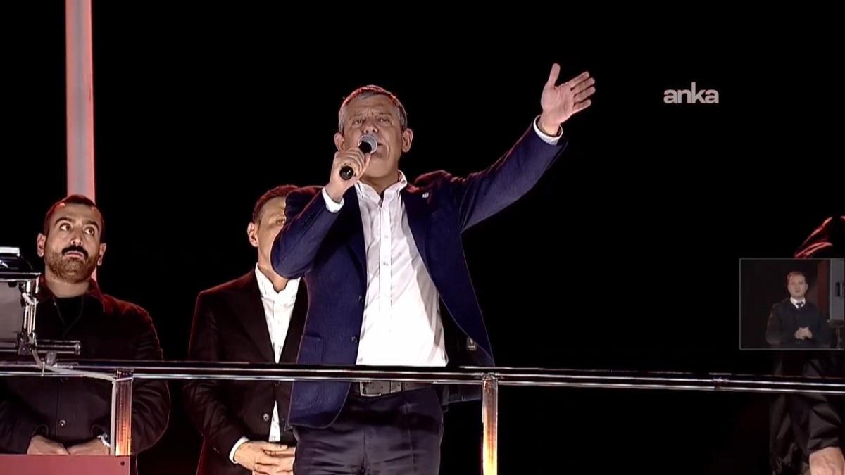 Özgür Özel: Basın özgür değilse ülkenin ekonomisinin düzelmesi mümkün değildir