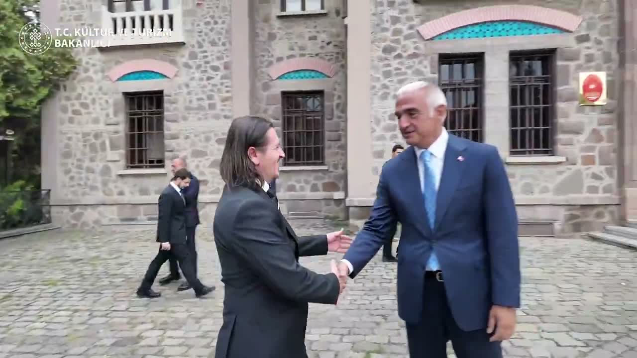Bakan Ersoy, Kuzey Makedonya Kültür ve Turizm Bakanı Sedat Süleymani'yi ağırladı