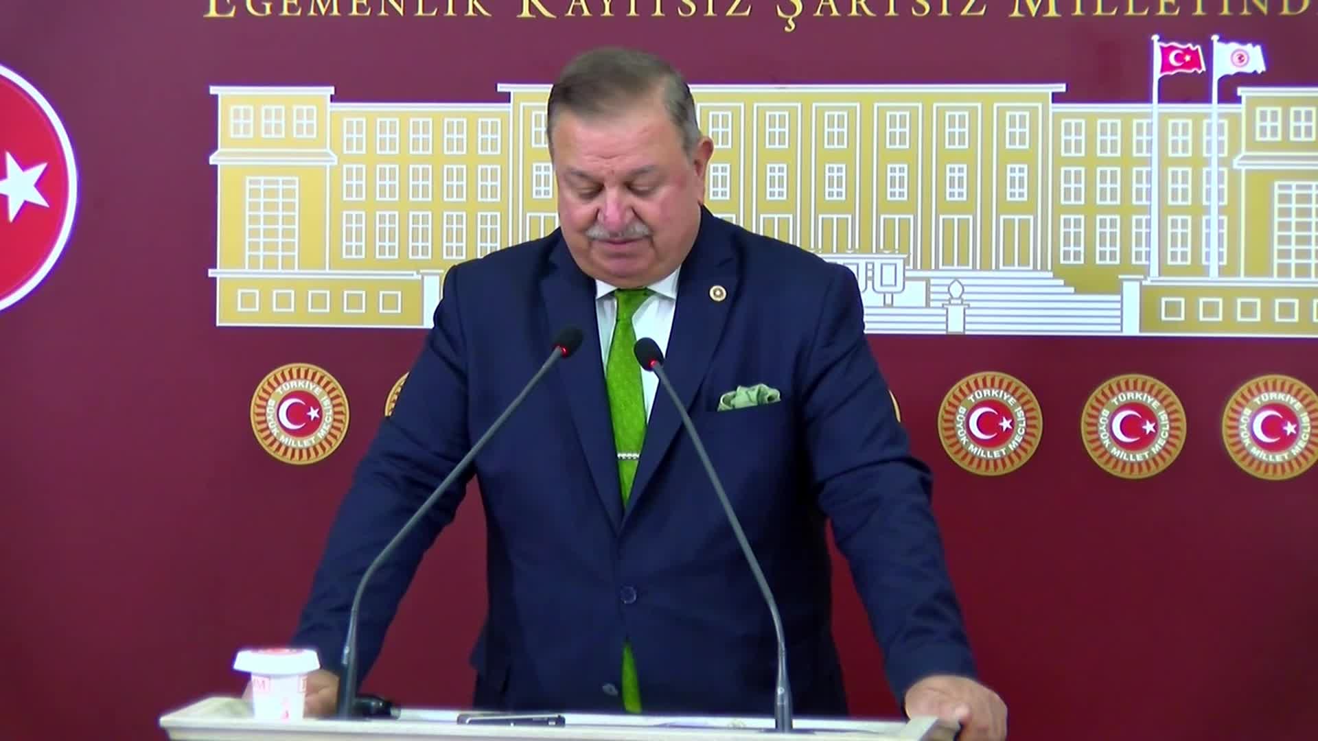Yeniden Refah Partili Bekin: "Mescid-i Aksa'ya giren fanatik Yahudilerin İsrail bayrakları açarak eylem düzenlemeleri, egemenlik ihlalidir"