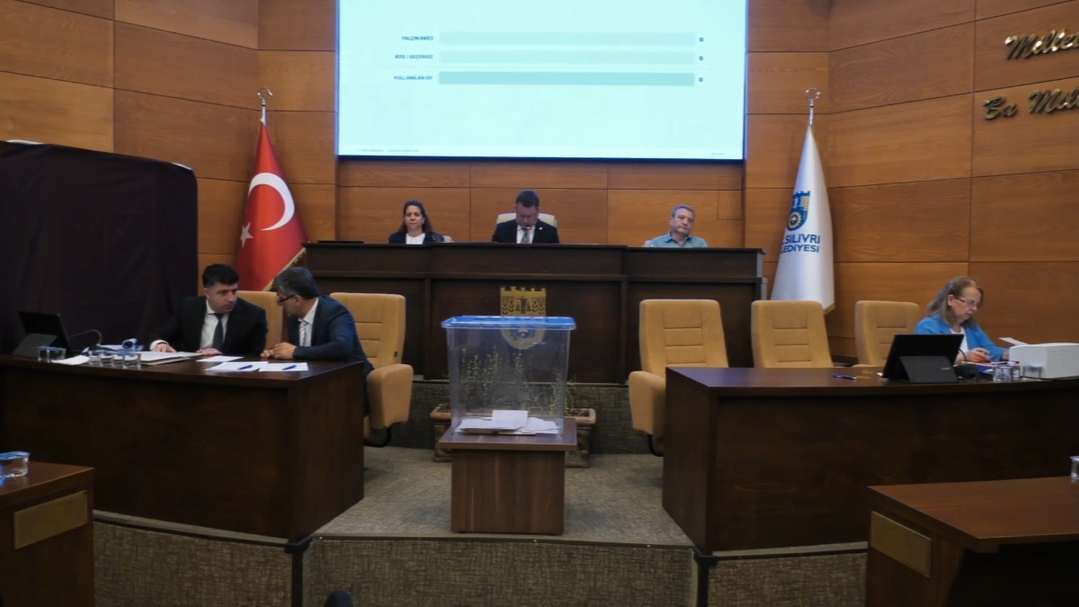 Silivri Belediyesi Başkanvekiliğine Yalçın Ekici seçildi