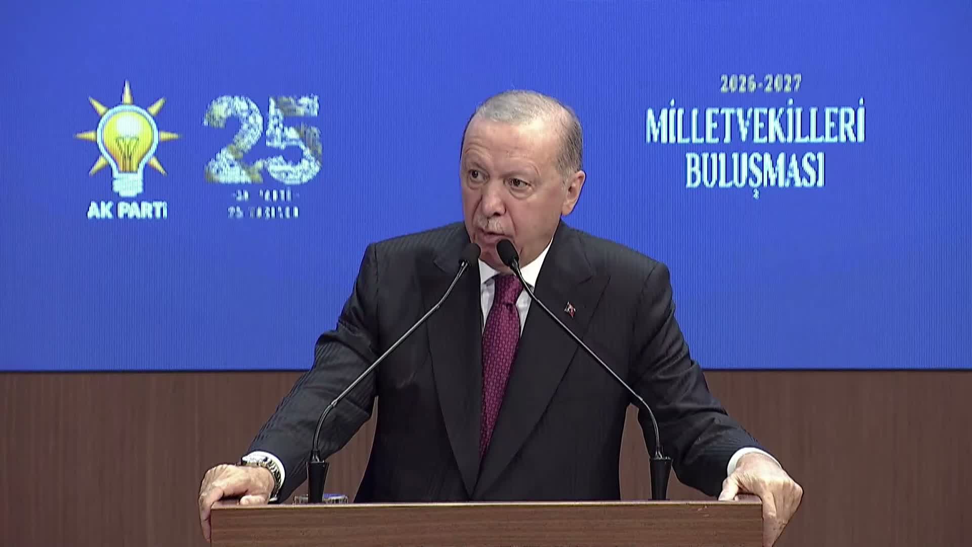 Uzun uzun konuşulacak bir mesele değildir, çözülemeyecek bir sorun hiç değildir