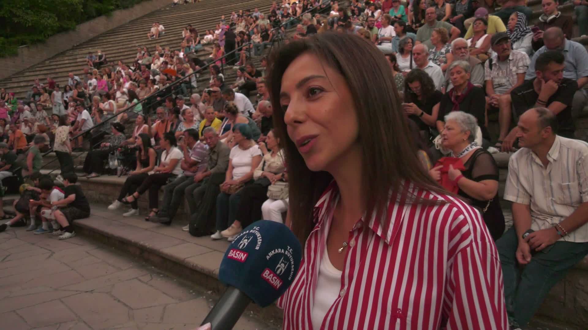 Başkentliler, "Kayahan İmza Konseri"nde buluştu
