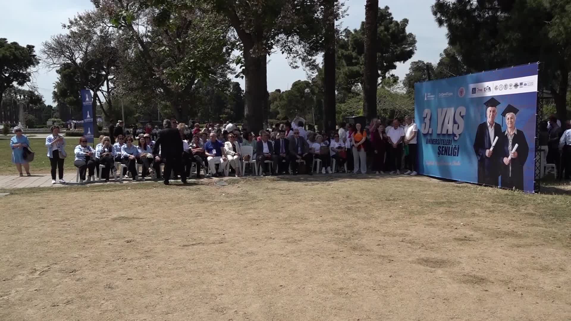Bornova’nın çınarları üniversiteli oluyor