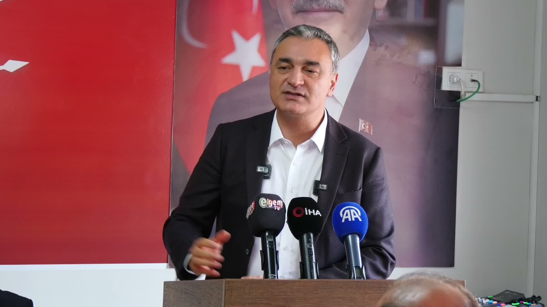 "Kapıları bu kadar sert kapatmayın, açmak zorunda kalacaksınız"