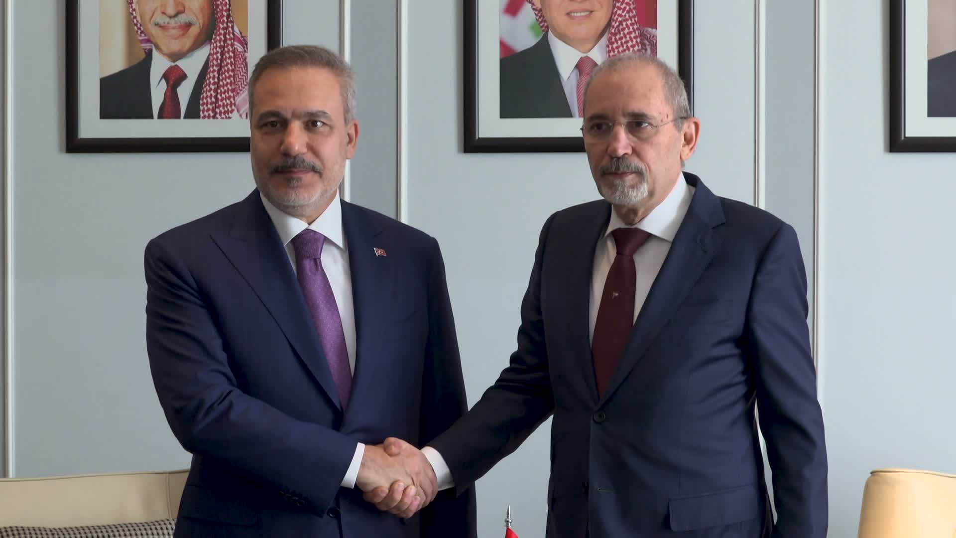 Dışişleri Bakanı Fidan, Ürdünlü mevkidaşı Safadi ile bir araya geldi