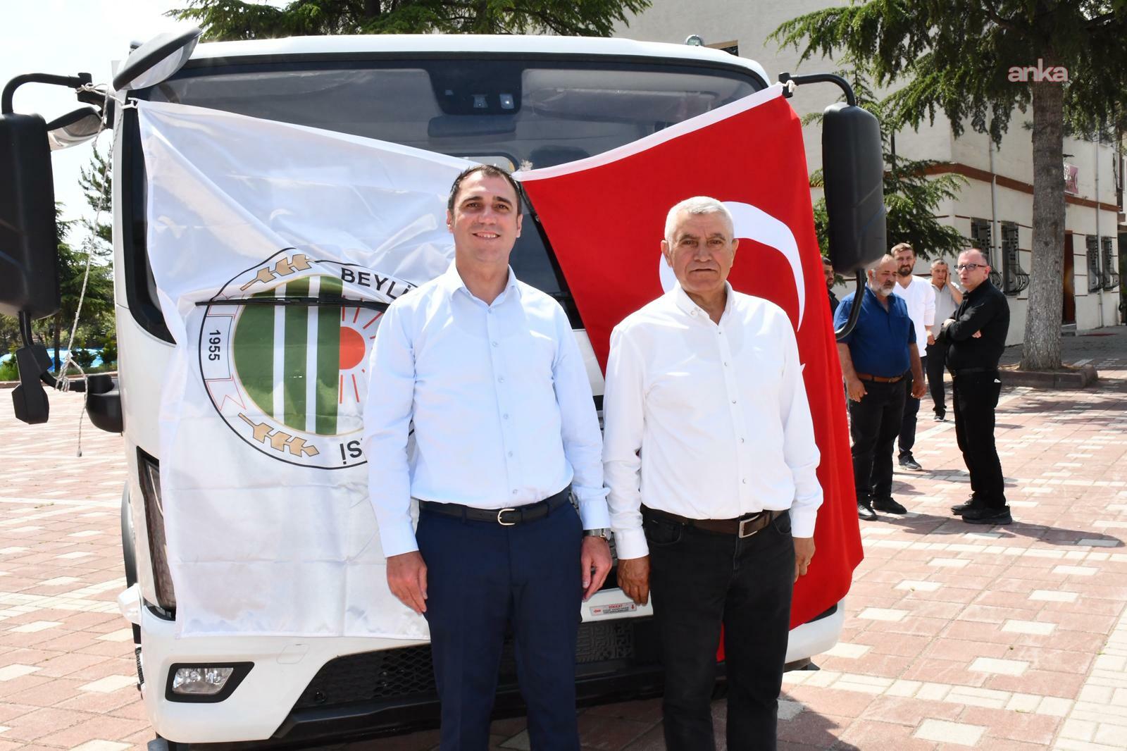Beylikova Belediyesi'ne hibe edilen çöp aracı hizmete alındı