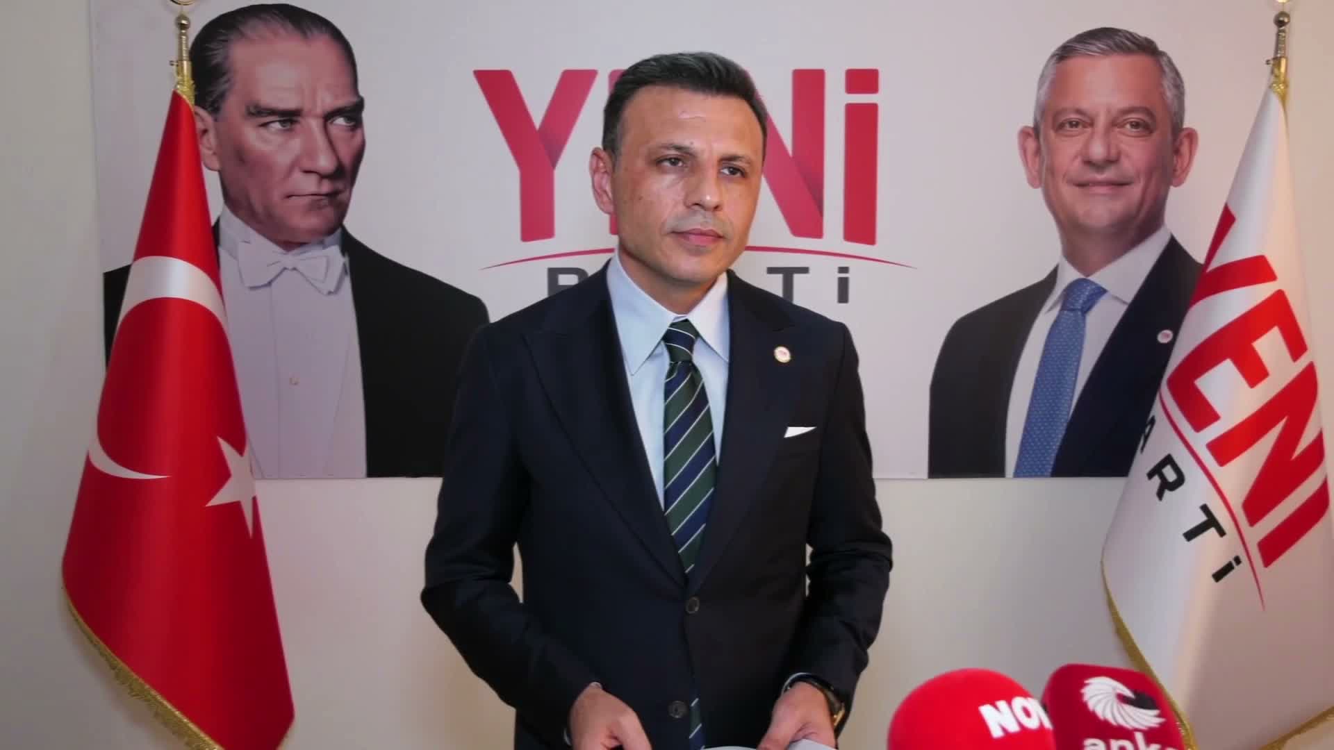 Üsküdar seçimi için YENİ Parti'den suç duyurusu... Özgür Çelik: Soruşturma parti değiştiren bütün meclis üyeleri yönünden derinleştirilsin