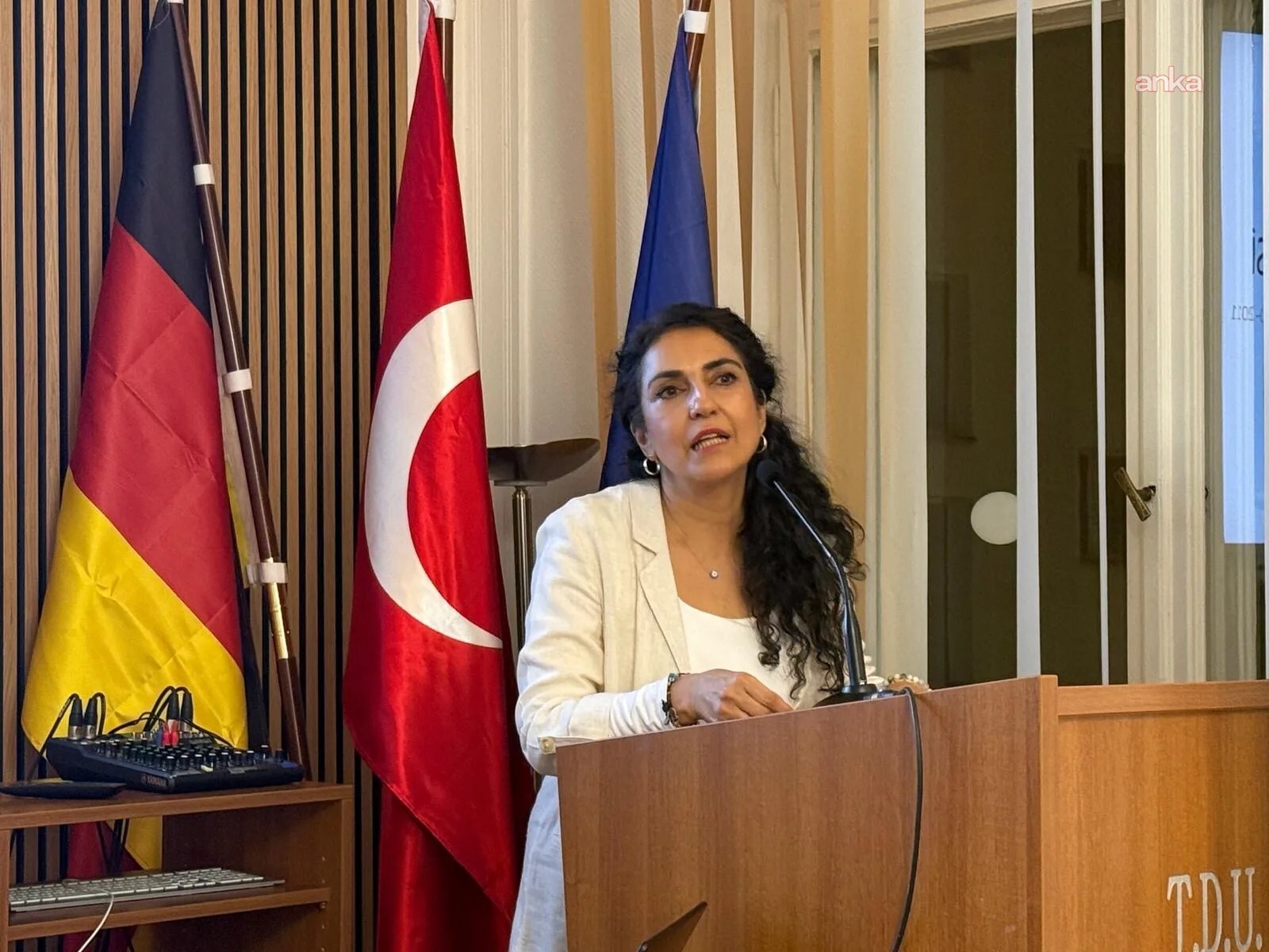 Berlin Brandenburg Türkiye Toplumu'ndan çağrı: Göçmenlerin talepleri koalisyon protokolüne girsin