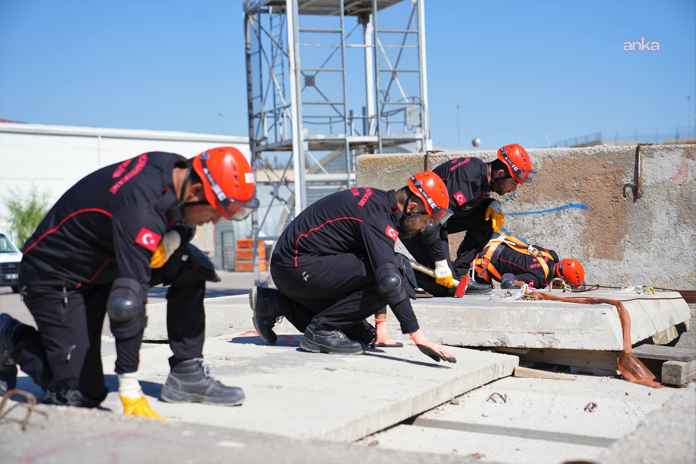KEÇ-TİM Arama ve Kurtarma Ekibi'nden deprem tatbikatı