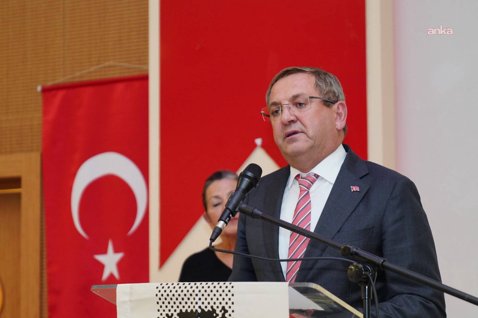 Ayvalık Belediye Başkanı Ergin: "Güçlü bir gelecek adaletle, liyakatle, üretimle ve dayanışmayla kurulur"