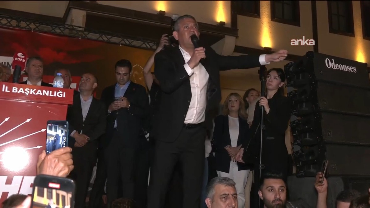 Özgür Özel Amasya'da: Koltuk hevesinin, bencilliğin değil iktidarın peşindeyiz