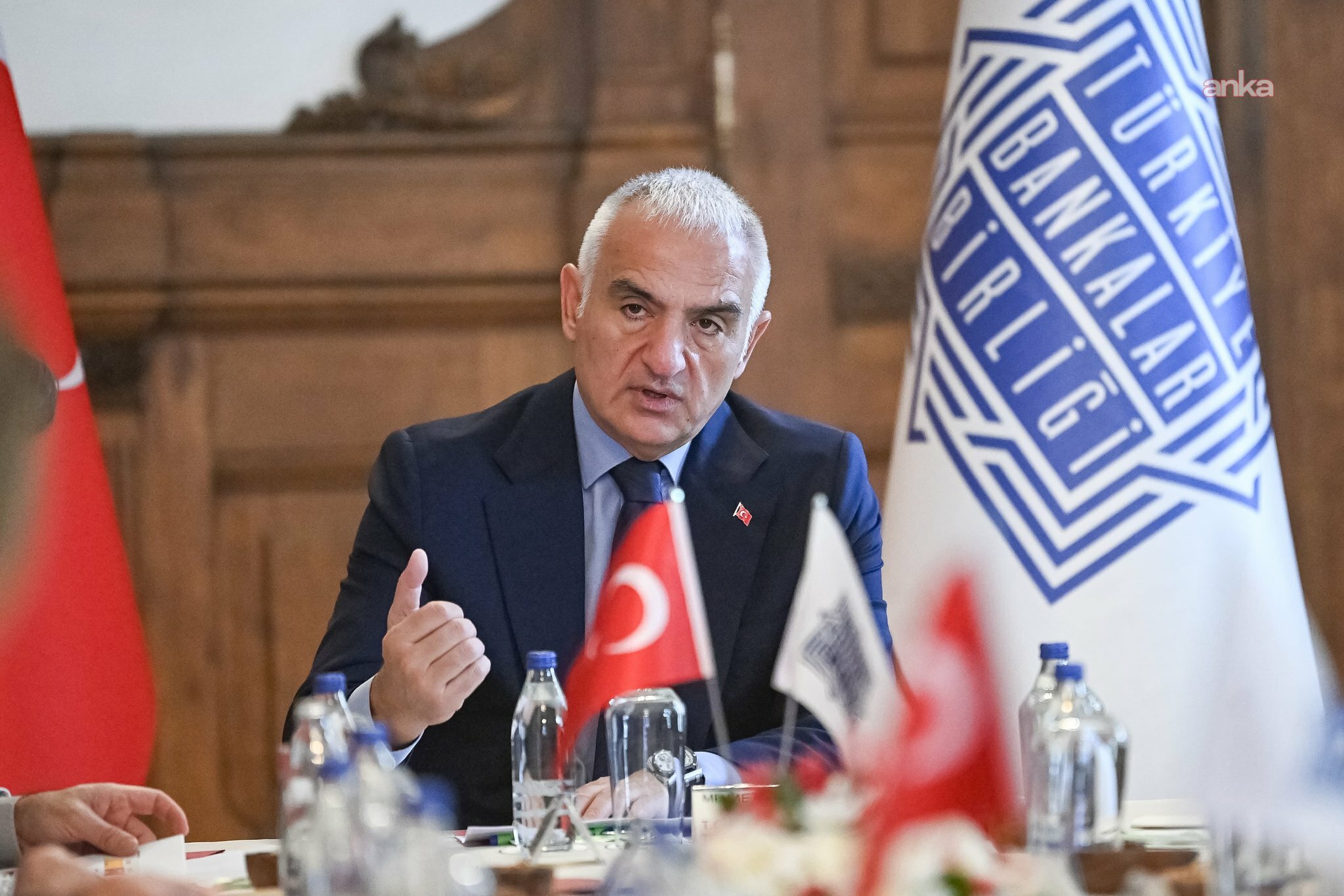 Bakan Ersoy, bankacılık sektörü temsilcileriyle turizm sezonu ve finansman yapısını değerlendirdi