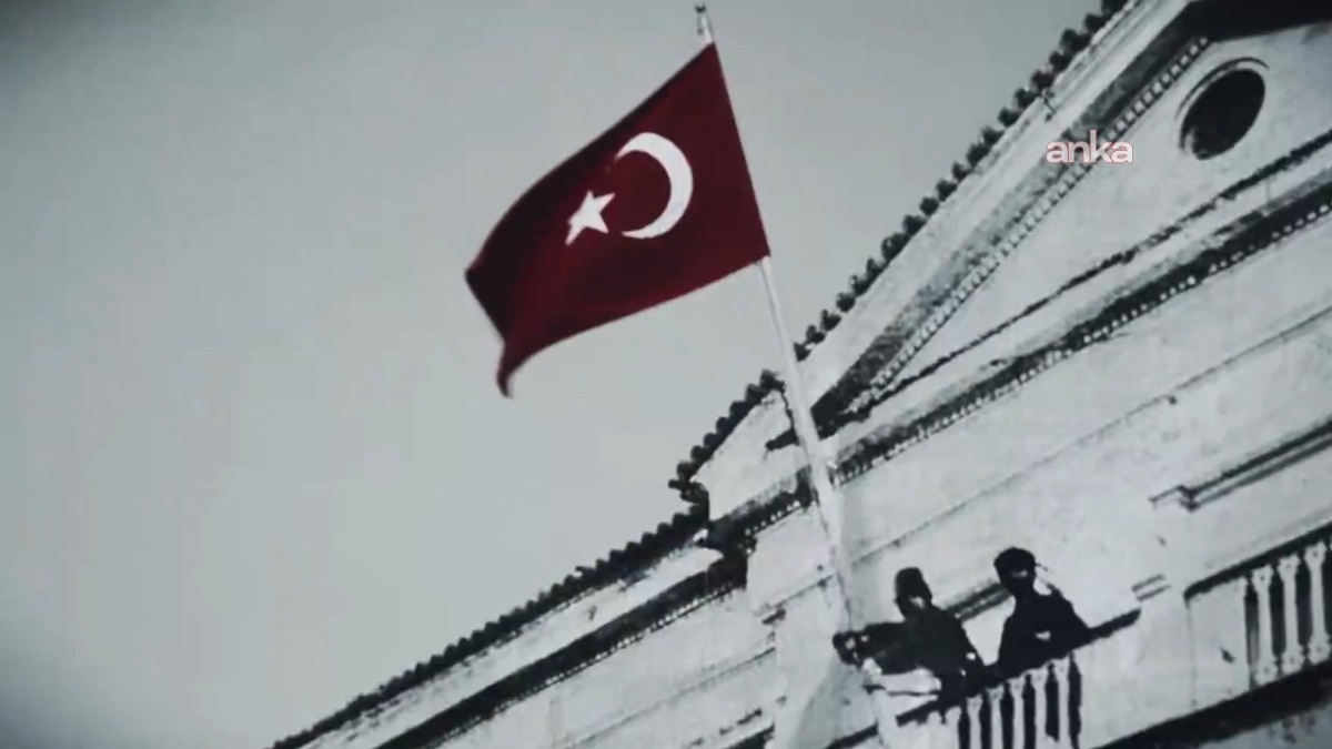 İYİ Parti, İzmir'in düşman işgalinden kurtuluşunun 104. yılını kutladı