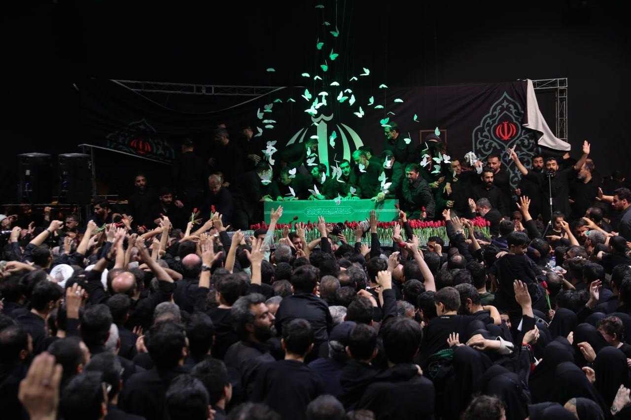 Tahran'da yabancı heyetlerden Hamaney için taziye ziyareti