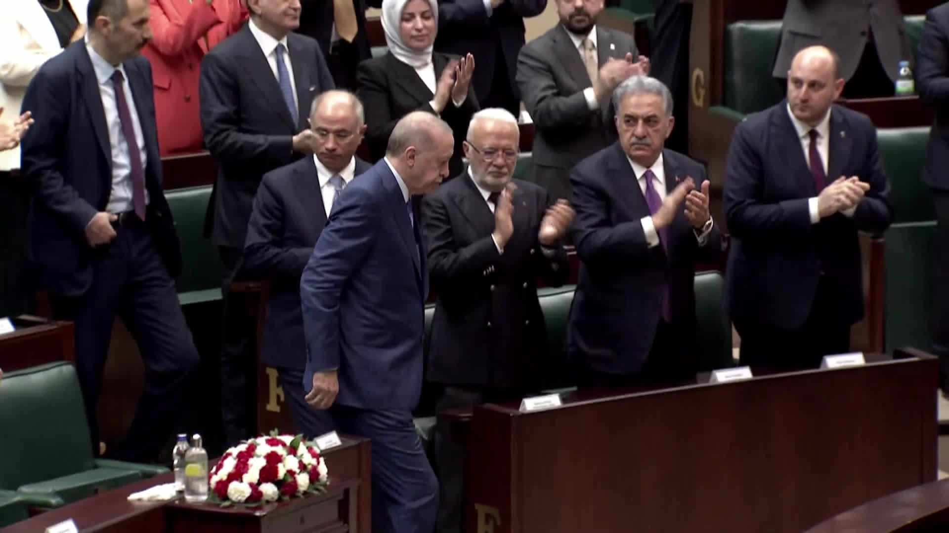 Cumhurbaşkanı Erdoğan: "Gençleri hafife alan, gençlere sırtını dönen bir hareketin başarı şansı yoktur"