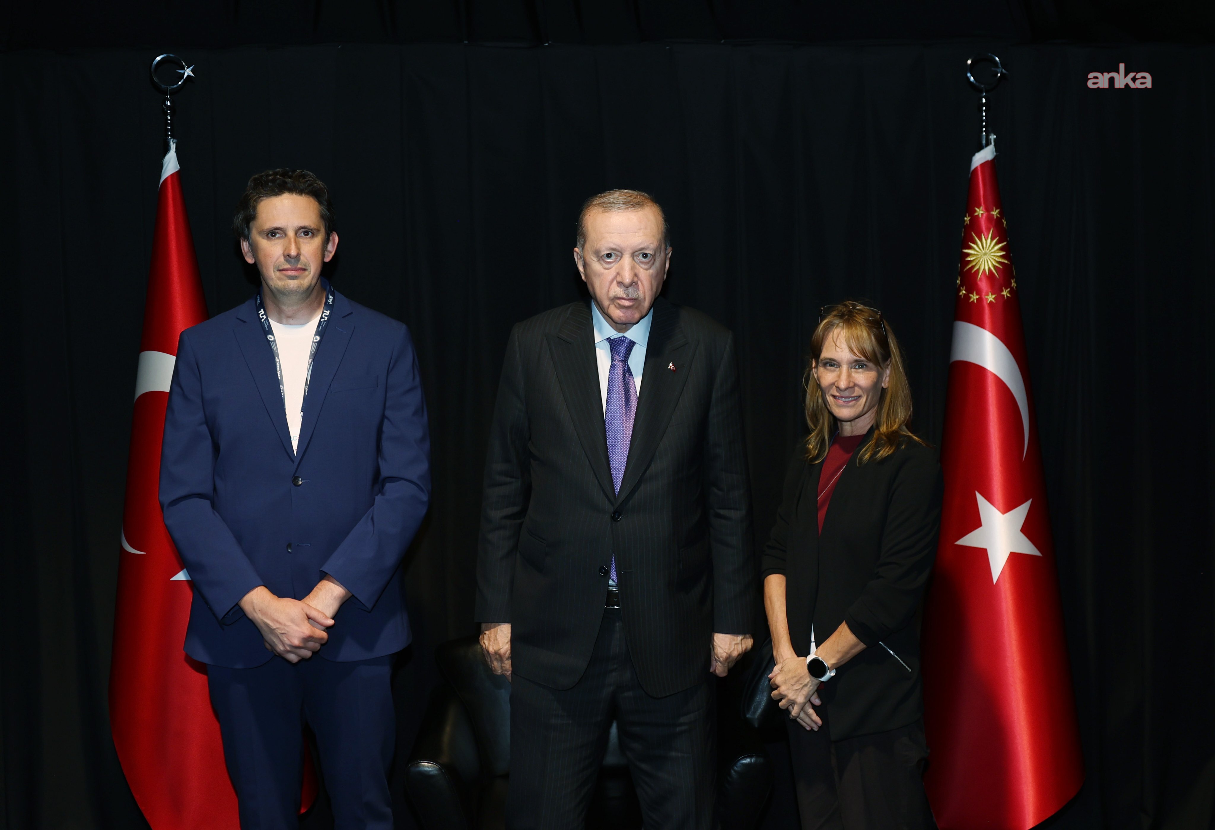 Cumhurbaşkanı Erdoğan, SpaceX yöneticileri Rebecca Hunter ve Michael Nicolls’u kabul etti