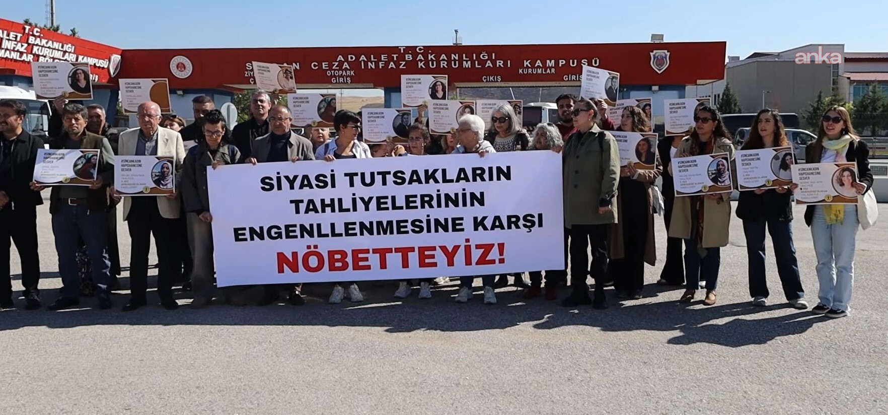 Sincan Cezaevi önünde İdare ve Gözlem Kurulu protestosu: Tahliyelerin engellenmesinde iyi niyet göremiyoruz